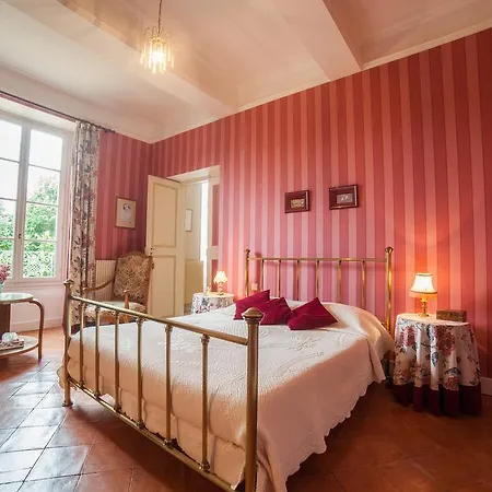 Domaine Saint Pierre De Trapel Villemoustaussou